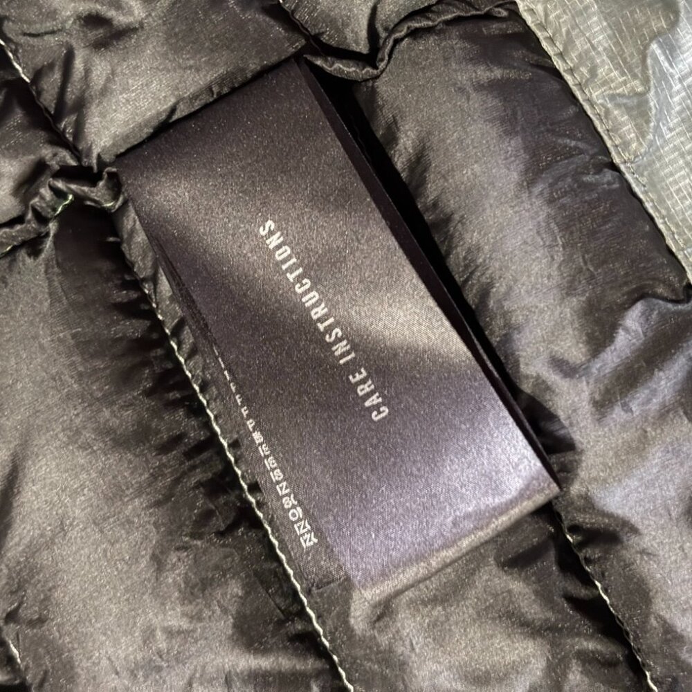 Rapha Explore Lightweight Down Jacket Size Large - image 6